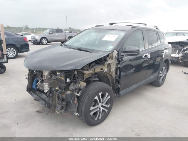 2T3ZFREV9GW259638 Toyota RAV4 LE