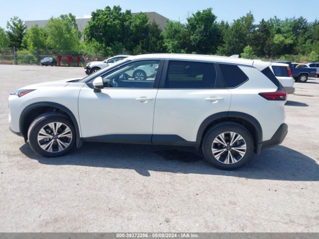 JN8BT3BA9PW414042 Nissan Rogue Sv Fwd