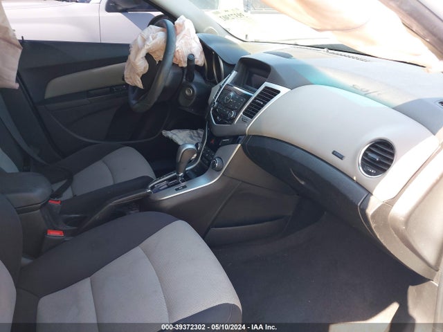 Chevrolet Cruze Ls Auto 2015 1G1PA5SG6F7192343 Image 5