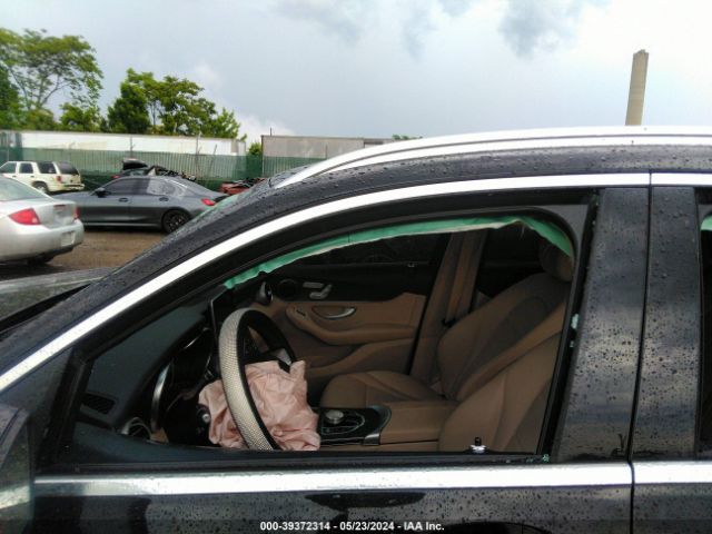 WDC0G4KB8JV063038 Mercedes-Benz Glc 300 4matic