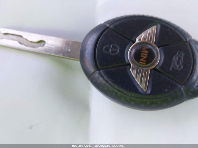 2005 MINI COOPER WMWRC33595TK62366 Photo 10