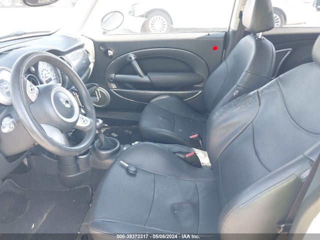 2005 MINI COOPER WMWRC33595TK62366 Photo 4