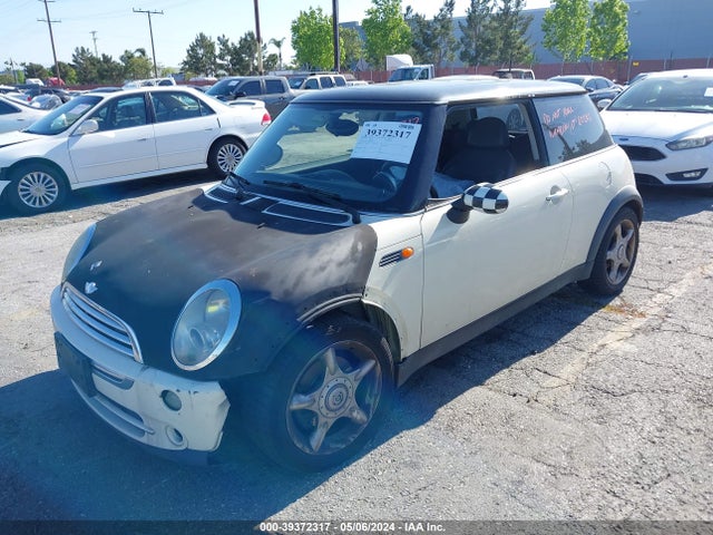 2005 MINI COOPER WMWRC33595TK62366 Photo 5