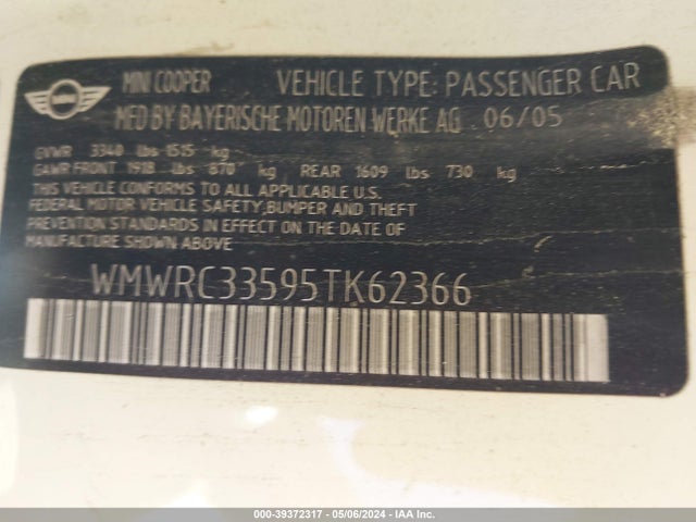 2005 MINI COOPER WMWRC33595TK62366 Photo 8
