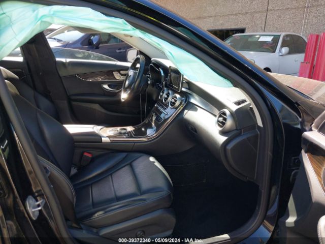 55SWF4KB1HU217101 Mercedes-Benz C 300 4matic/luxury 4matic/sport 4matic