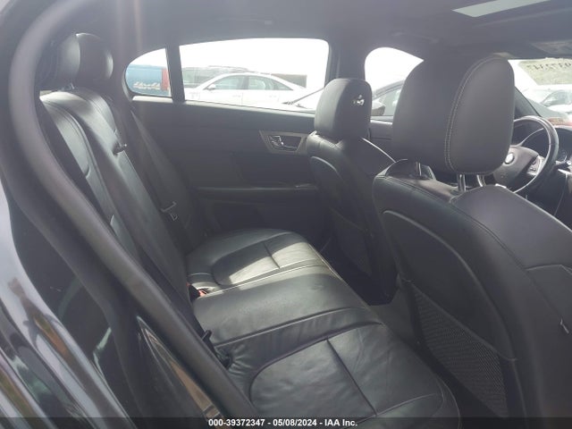 SAJWA0F79F8U66632 Jaguar Xf 3.0 Portfolio/3.0 Sport