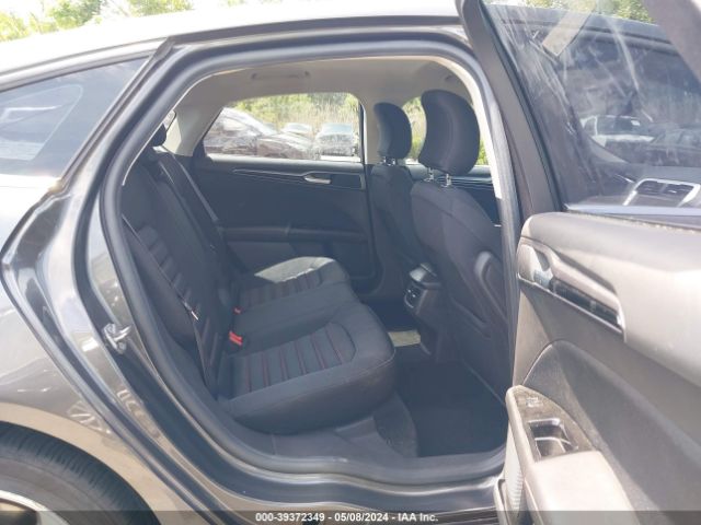 3FA6P0T93GR311888 Ford FUSION SE
