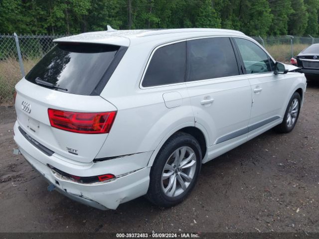WA1LAAF76JD026627 Audi Q7 3.0t Premium