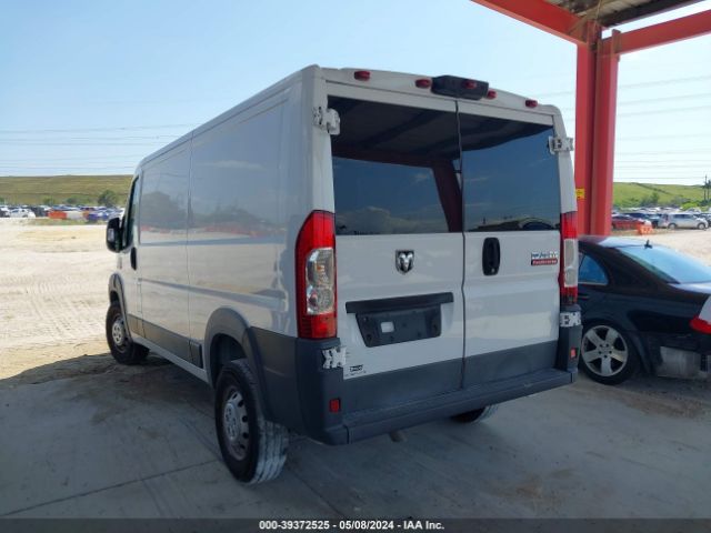 3C6TRVAG1JE106274 RAM Promaster 1500 Low Roof 136 Wb