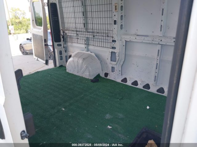 3C6TRVAG1JE106274 RAM Promaster 1500 Low Roof 136 Wb