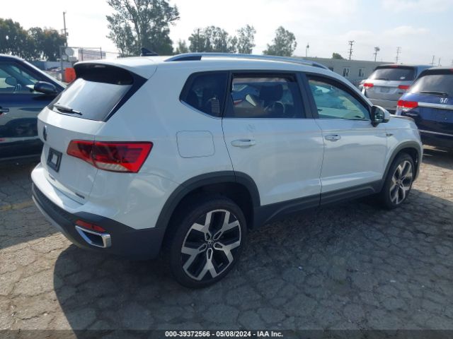 3VV2X7B26NM017483 Volkswagen Taos 1.5t Sel