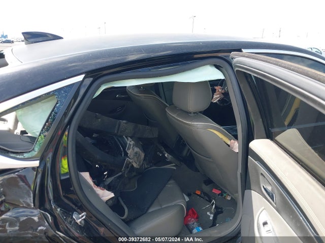 Chevrolet IMPALA 2LZ 2017 1G1145S32HU186330 Image 8