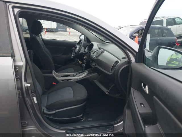 KIA Sportage Lx 2016 KNDPB3AC0G7878984 Image 5
