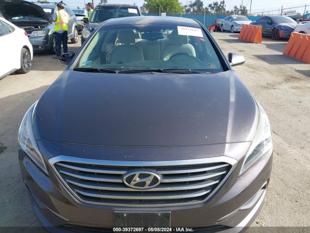 Hyundai SONATA SE 2016 5NPE24AF3GH331873 Image 12