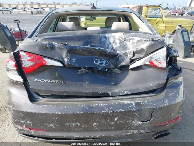 Hyundai SONATA SE 2016 5NPE24AF3GH331873 Image 16