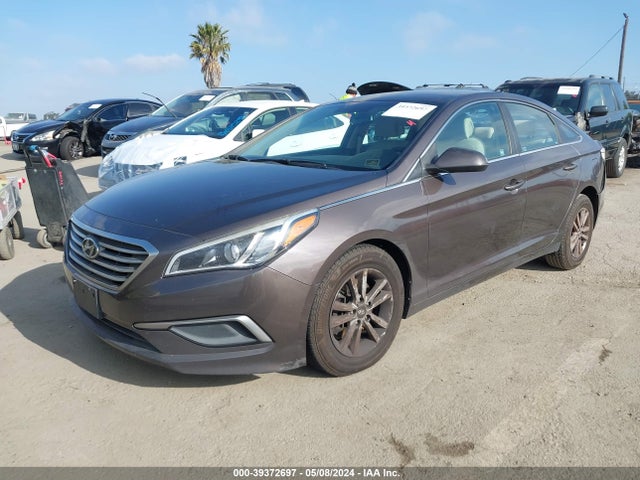 Hyundai SONATA SE 2016 5NPE24AF3GH331873 Image 2