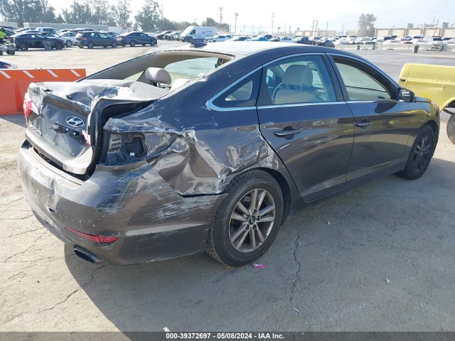 Hyundai SONATA SE 2016 5NPE24AF3GH331873 Image 4