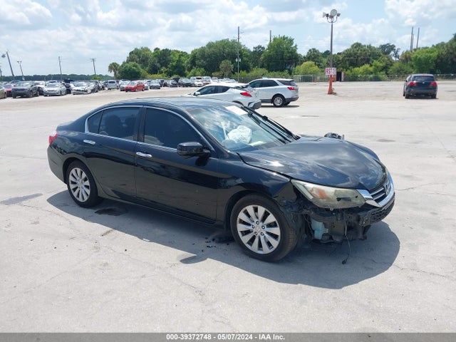 2015 1HGCR2F8XFA036729 main image