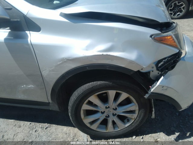 Toyota Rav4 Limited 2014 JTMDFREV4EJ004546 Image 18