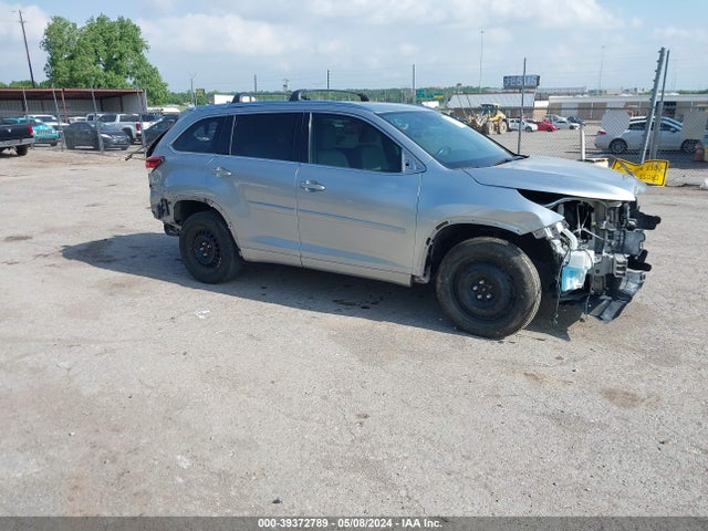 2018 5TDJZRFH4JS803307 main image