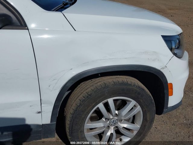 WVGAV7AX1FW602479 Volkswagen TIGUAN S