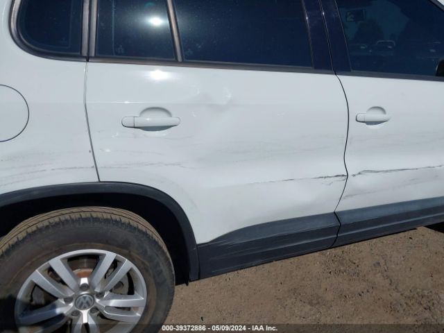 WVGAV7AX1FW602479 Volkswagen TIGUAN S