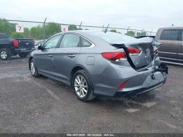 Hyundai SONATA SE 2018 5NPE24AF3JH713506 Image 3
