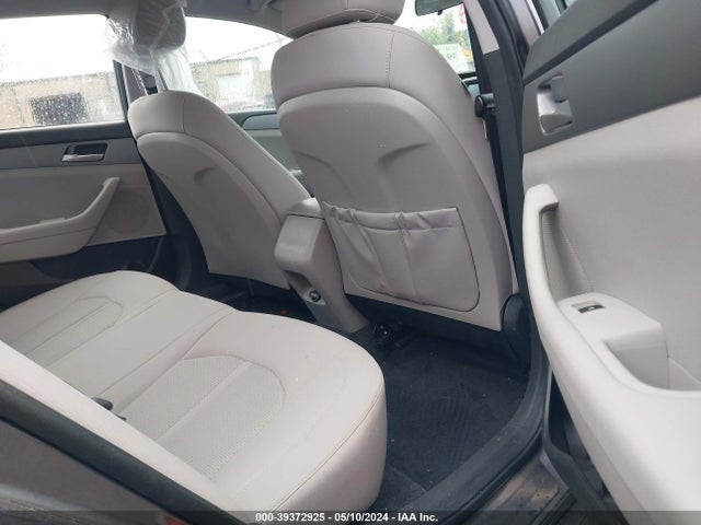 Hyundai SONATA SE 2018 5NPE24AF3JH713506 Image 8