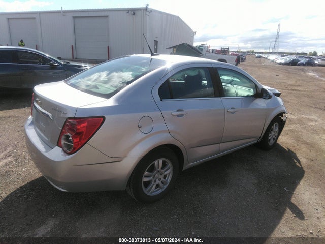 Chevrolet Sonic Lt Auto 2014 1G1JC5SH5E4200408 Image 4
