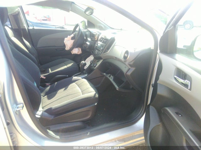Chevrolet Sonic Lt Auto 2014 1G1JC5SH5E4200408 Image 5