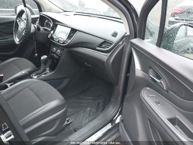 KL4CJ1SBXJB572403 Buick Encore Sport Touring