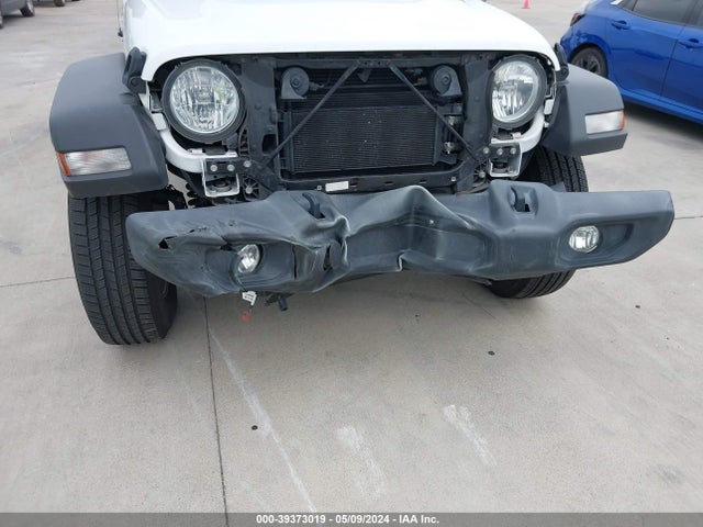 1C4HJXDG2MW508098 Jeep Wrangler Unlimited Sport S 4x4