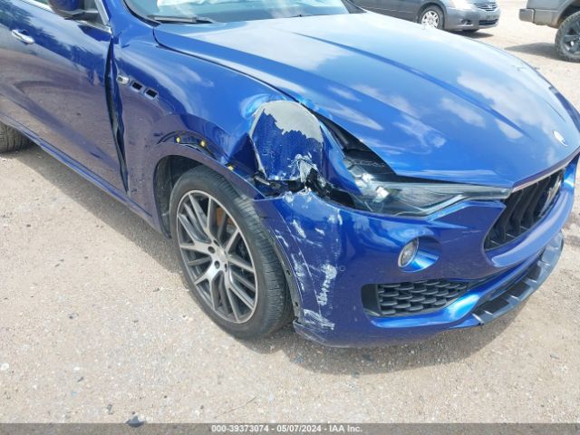 ZN661YUS3HX260718 Maserati LEVANTE S