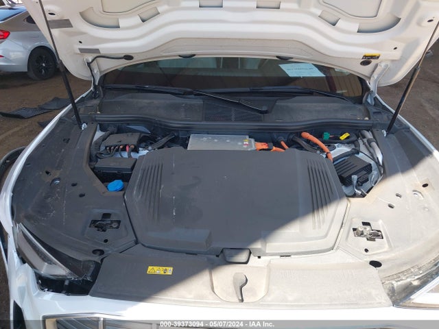 WA1LAAGE3MB016280 Audi E-tron Premium Plus Quattro