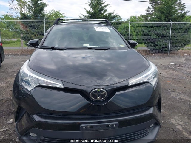 Toyota C-HR XLE 2019 NMTKHMBX5KR095351 Image 12
