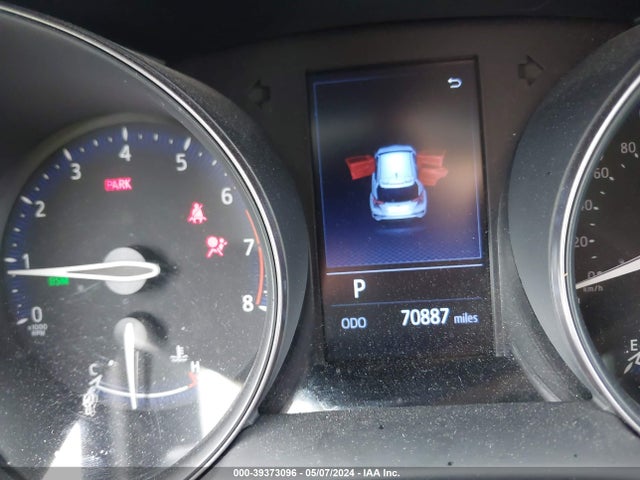 Toyota C-HR XLE 2019 NMTKHMBX5KR095351 Image 15