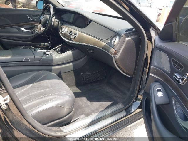 WDDUG8CB4FA127321 Mercedes-Benz S 550