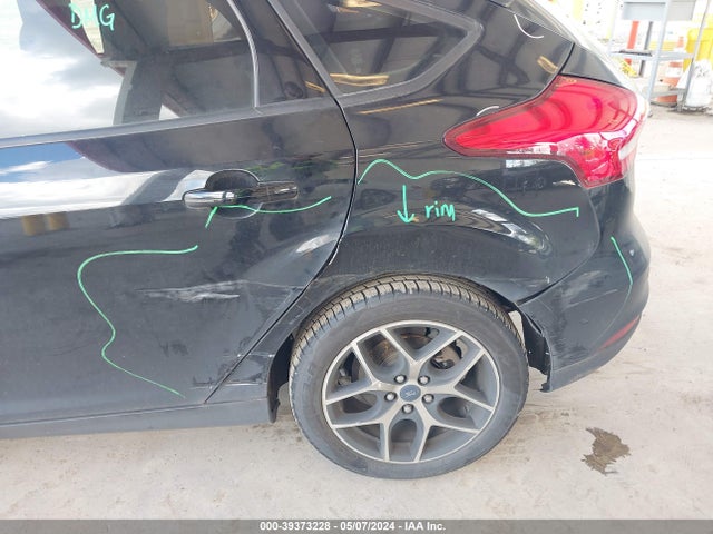 Ford FOCUS SEL 2017 1FADP3M24HL269824 Image 6