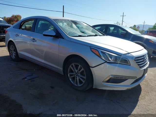 2015 5NPE24AF9FH040521 main image