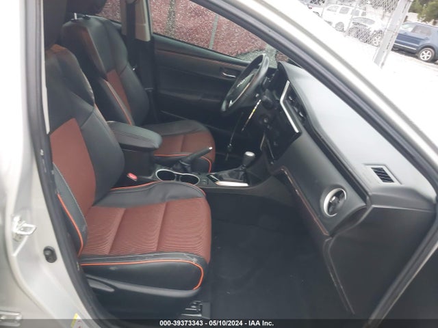 Toyota COROLLA SE 2019 5YFBURHE3KP895512 Image 5