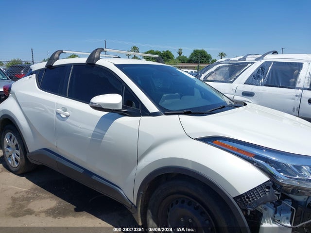 Toyota C-HR LE 2021 JTNKHMBX4M1108149 Image 14
