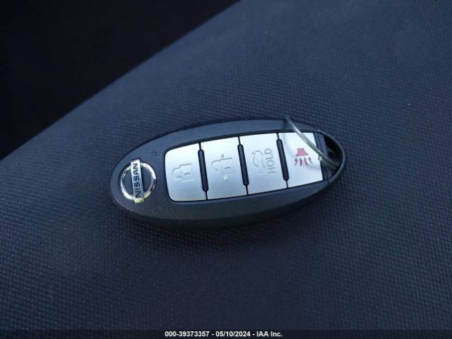 3N1CN8EV8ML857373 Nissan Versa Sv Xtronic Cvt