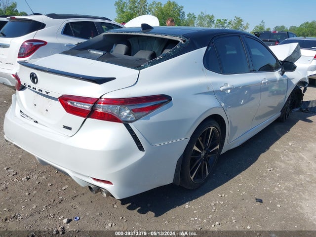 Toyota CAMRY XSE 2019 4T1B61HK8KU249608 Image 4