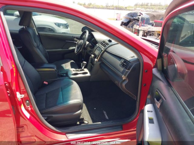 4T1BF1FK3EU829596 Toyota CAMRY SE