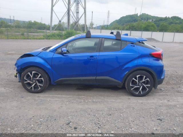 NMTKHMBX2JR008892 Toyota C-hr Xle Premium