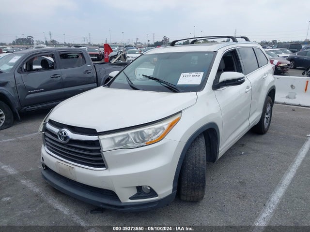 Toyota Highlander Xle V6 2014 5TDKKRFH2ES035485 Image 2