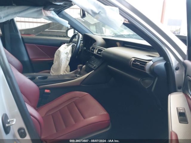 JTHBA1D28G5019513 Lexus IS 200T
