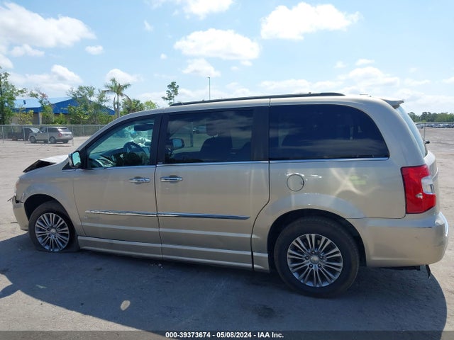 2C4RC1CG9ER251612 Chrysler Town & Country Touring-l