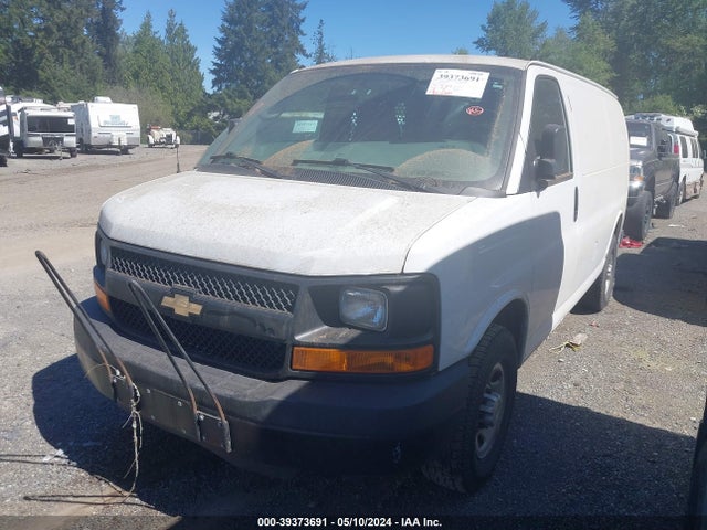 Chevrolet Express 2500 Work Van 2014 1GCWGFCA0E1172642 Image 2
