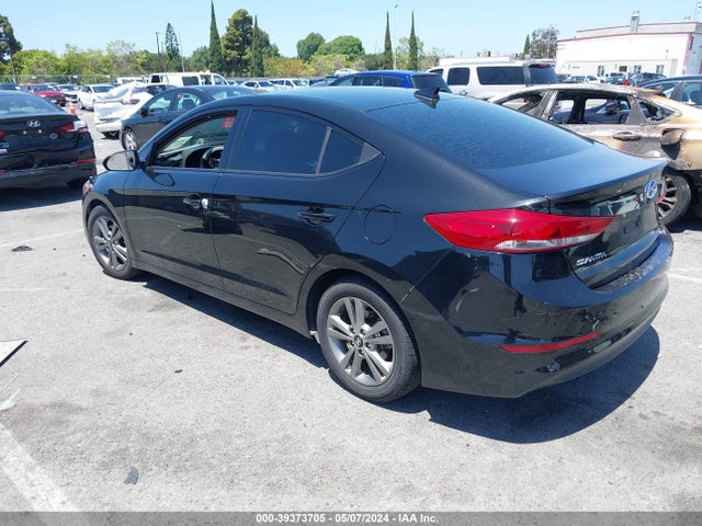 Hyundai ELANTRA SEL 2018 5NPD84LF8JH304568 Image 3